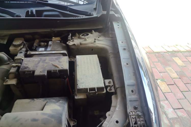 Used Hongqi HS5 2019 2.0T Smart Connect Flagship Edition Engine Bay Left