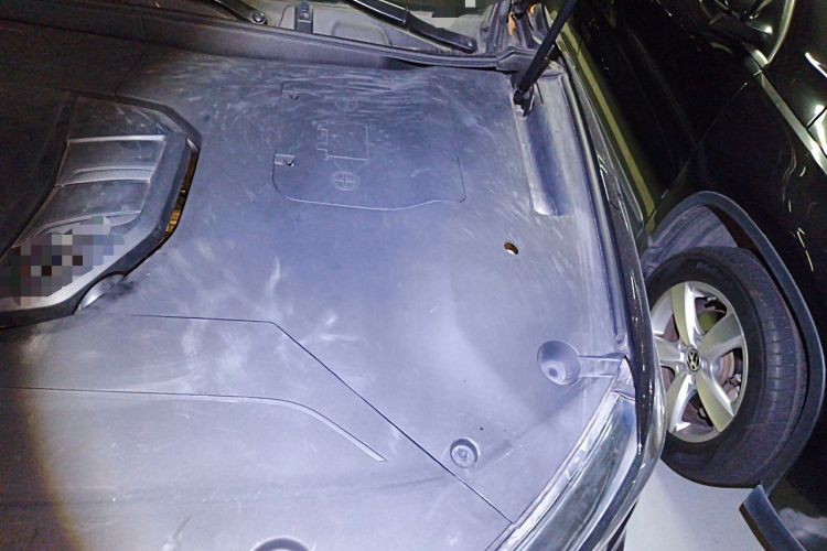Used Hongqi HS5 2019 2.0T Smart Connect Flagship Edition Engine Bay Left