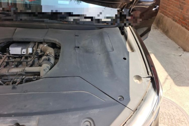 Used Hongqi HS5 2019 2.0T Smart Connect Flagship Edition Engine Bay Left