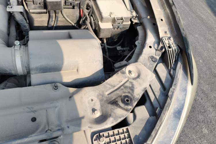 Used Hongqi HS5 2019 2.0T Smart Connect Flagship Edition Engine Bay Left