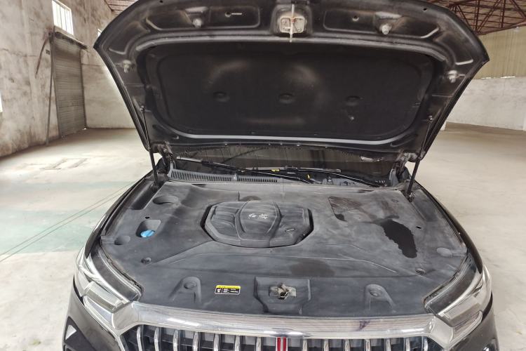 Used Hongqi HS5 2019 2.0T Smart Connect Flagship All-Wheel-Drive Version Engine Bay