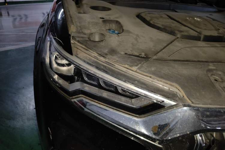Used Hongqi HS5 2019 2.0T Smart Connect Flagship Edition Engine Bay Right