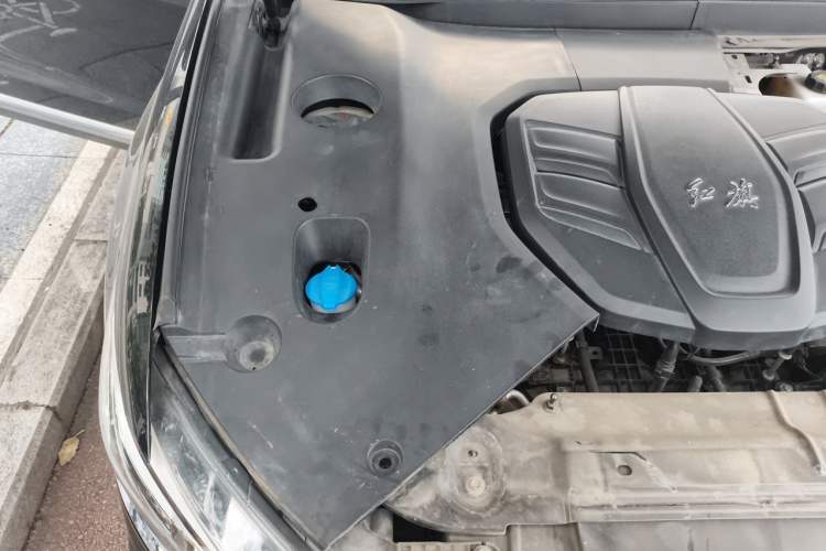 Used Hongqi HS5 2019 2.0T Smart Connect Flagship Edition Engine Bay Right