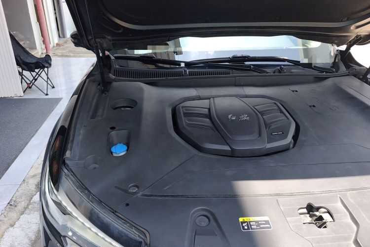 Used Hongqi HS5 2019 2.0T Smart Connect Flagship Edition Engine Bay Right