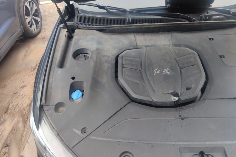 Used Hongqi HS5 2019 2.0T Smart Connect Flagship Edition Engine Bay Right