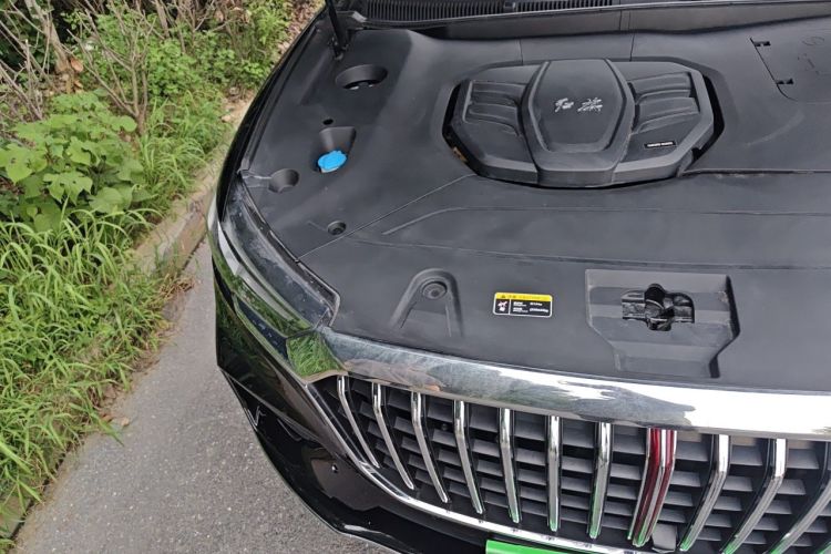 Used Hongqi HS5 2019 2.0T Smart Connect Flagship Edition Engine Bay Right