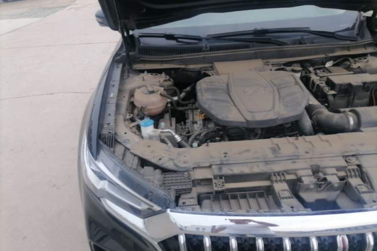 Used Hongqi HS5 2019 2.0T Smart Connect Flagship All-Wheel-Drive Version Engine Bay Right