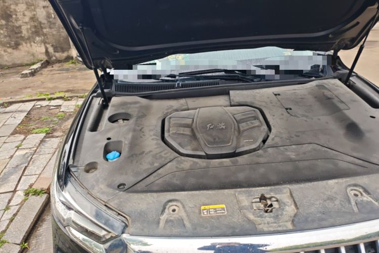 Used Hongqi HS5 2019 2.0T Smart Connect Flagship Edition Engine Bay Right