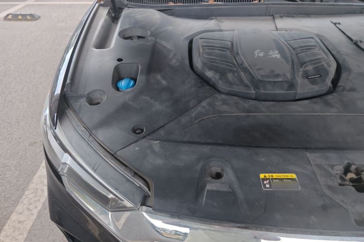 Used Hongqi HS5 2019 2.0T Smart Connect Flagship Edition Engine Bay Right