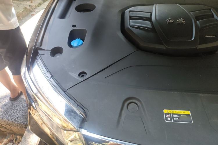 Used Hongqi HS5 2019 2.0T Smart Connect Flagship Edition Engine Bay Right