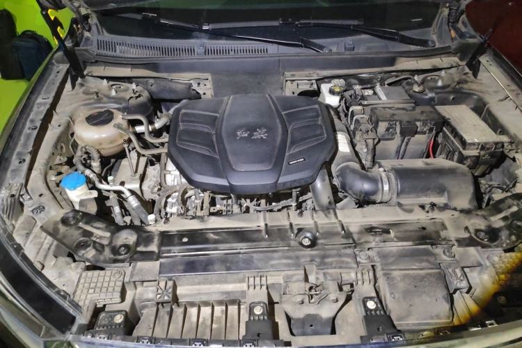 Used Hongqi HS5 2019 2.0T Smart Connect Flagship Edition Engine Bay