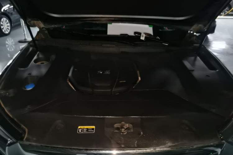 Used Hongqi HS5 2019 2.0T Smart Connect Flagship Edition Engine Bay