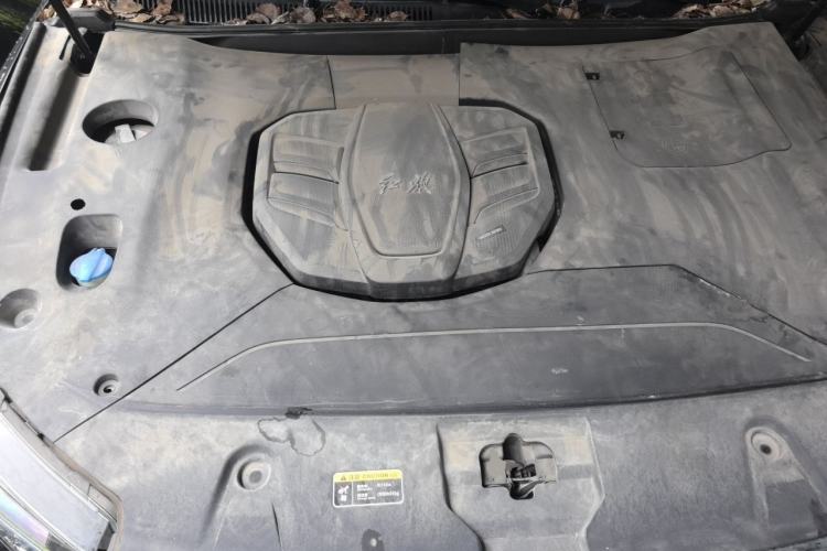 Used Hongqi HS5 2019 2.0T Smart Connect Flagship All-Wheel-Drive Version Engine Bay