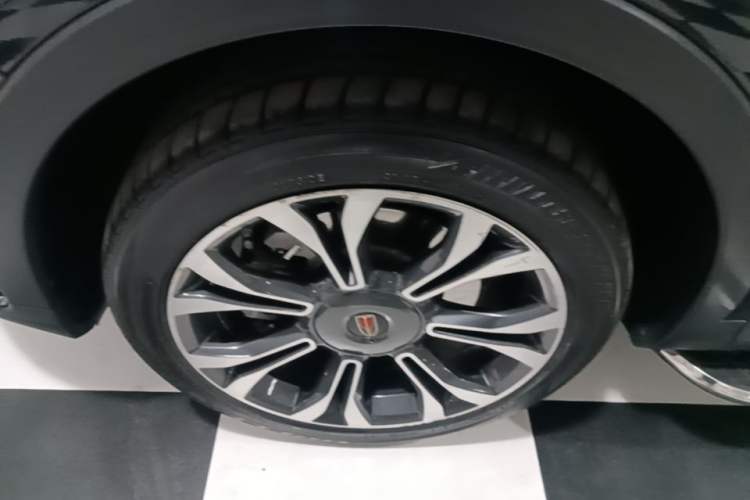 Used Hongqi HS5 2019 2.0T Smart Connect Flagship All-Wheel-Drive Version Exterior 4