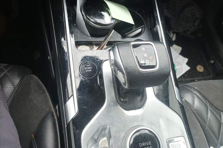 Used Hongqi HS5 2019 2.0T Smart Connect Flagship Edition Gear Lever