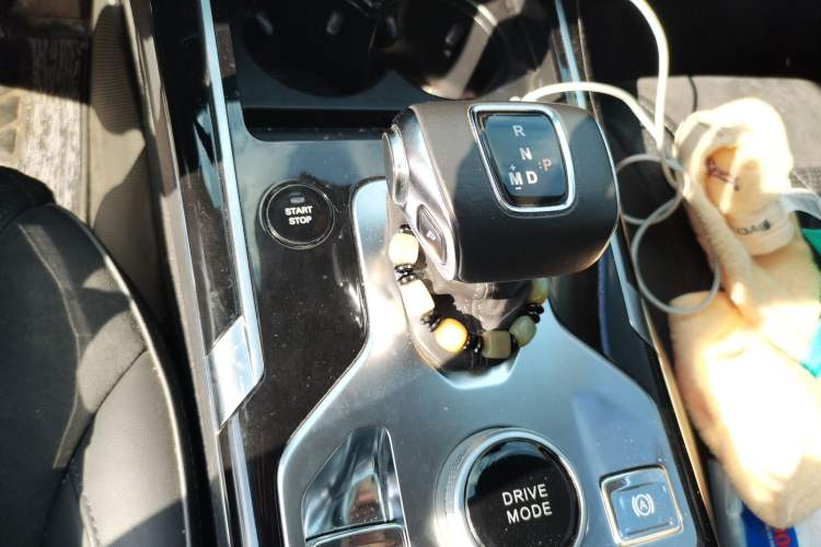 Used Hongqi HS5 2019 2.0T Smart Connect Flagship Edition Gear Lever