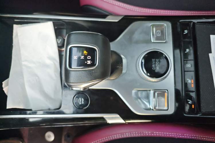 Used Hongqi HS5 2019 2.0T Smart Connect Flagship Edition Gear Lever