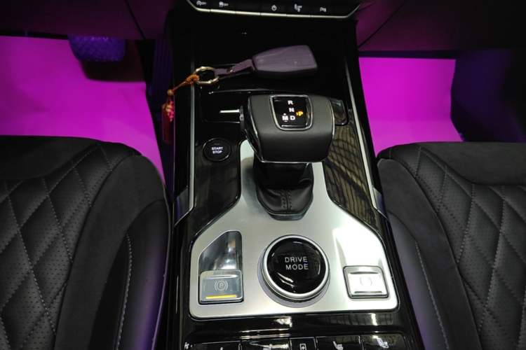 Used Hongqi HS5 2019 2.0T Smart Connect Flagship Edition Gear Lever