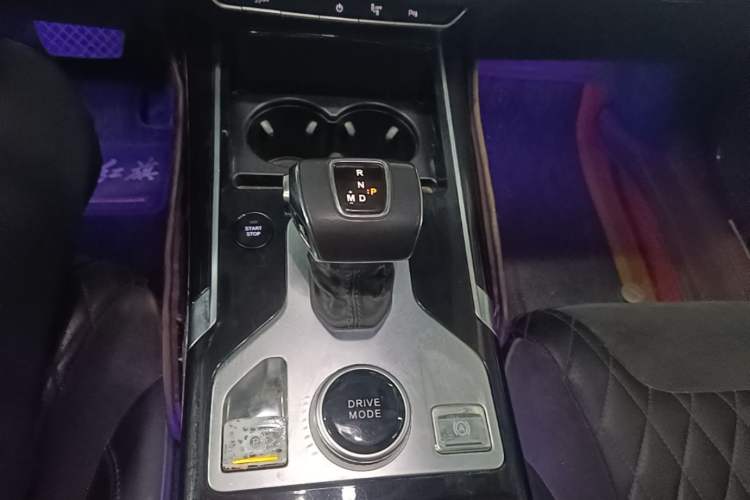 Used Hongqi HS5 2019 2.0T Smart Connect Flagship Edition Gear Lever