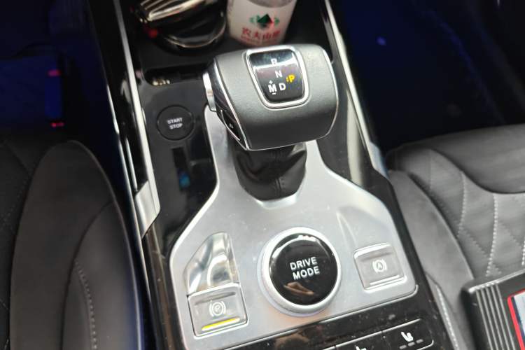 Used Hongqi HS5 2019 2.0T Smart Connect Flagship Edition Gear Lever