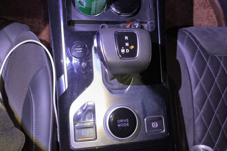 Used Hongqi HS5 2019 2.0T Smart Connect Flagship Edition Gear Lever