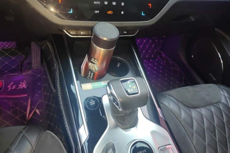 Used Hongqi HS5 2019 2.0T Smart Connect Flagship All-Wheel-Drive Version Gear Lever