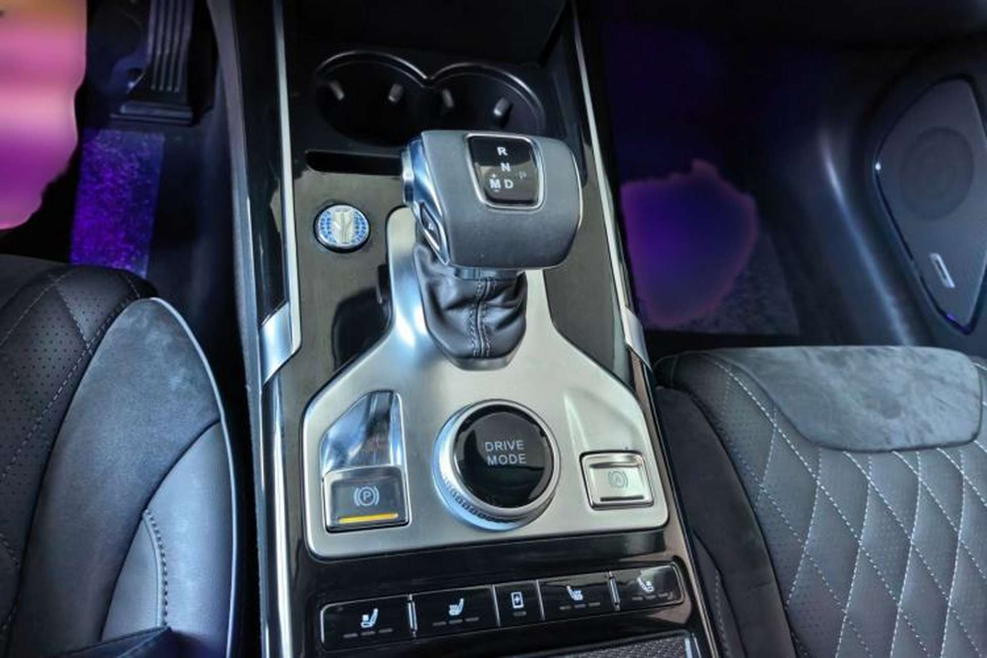 Used Hongqi HS5 2019 2.0T Smart Connect Flagship Edition Gear Lever