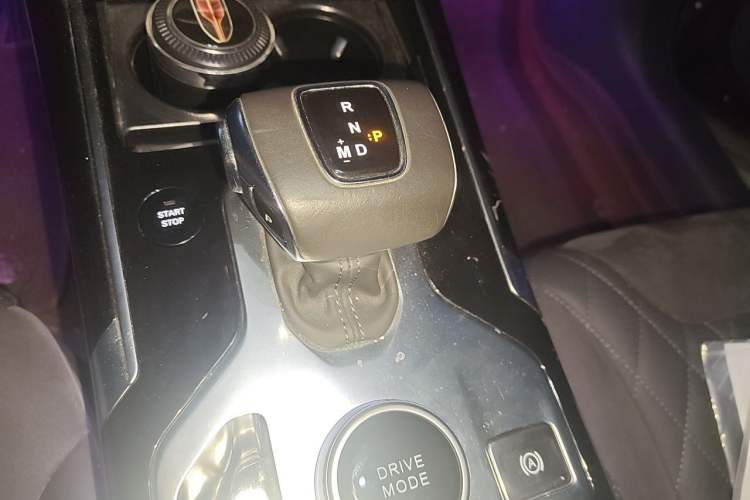 Used Hongqi HS5 2019 2.0T Smart Connect Flagship Edition Gear Lever