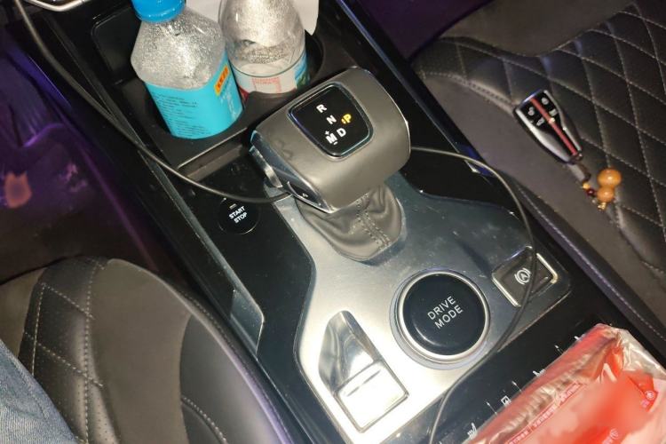 Used Hongqi HS5 2019 2.0T Smart Connect Flagship Edition Gear Lever