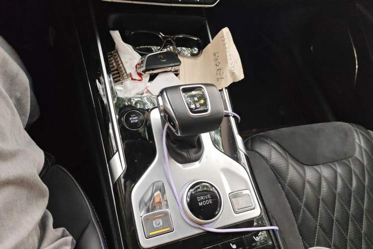 Used Hongqi HS5 2019 2.0T Smart Connect Flagship Edition Gear Lever