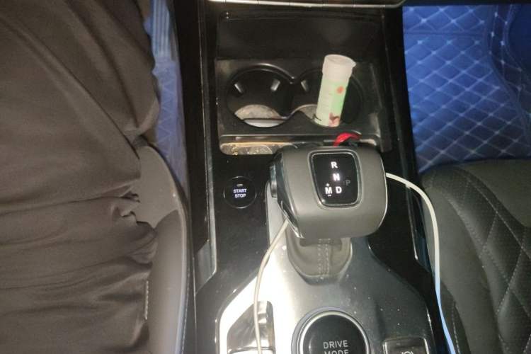 Used Hongqi HS5 2019 2.0T Smart Connect Flagship Edition Gear Lever