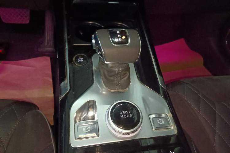 Used Hongqi HS5 2019 2.0T Smart Connect Flagship Edition Gear Lever