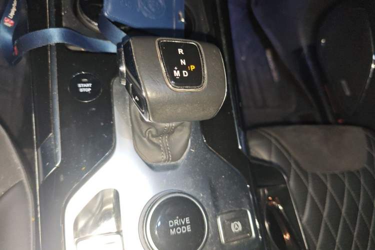 Used Hongqi HS5 2019 2.0T Smart Connect Flagship Edition Gear Lever