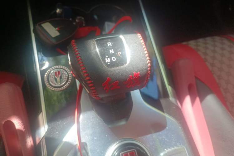Used Hongqi HS5 2019 2.0T Smart Connect Flagship All-Wheel-Drive Version Gear Lever