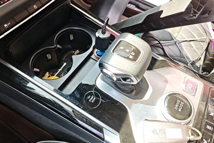 Used Hongqi HS5 2019 2.0T Smart Connect Flagship Edition Gear Lever