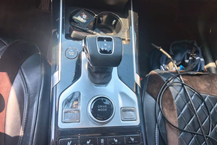 Used Hongqi HS5 2019 2.0T Smart Connect Flagship Edition Gear Lever