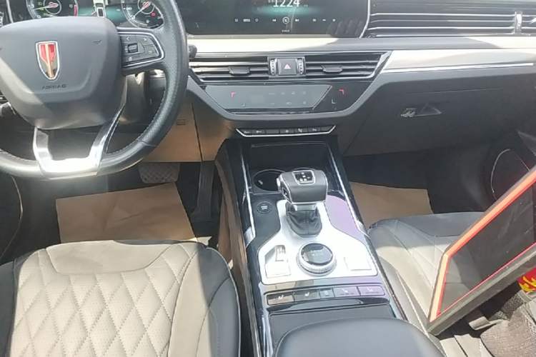 Used Hongqi HS5 2019 2.0T Smart Connect Flagship Edition Gear Lever