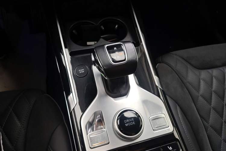 Used Hongqi HS5 2019 2.0T Smart Connect Flagship Edition Gear Lever