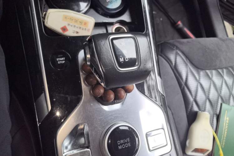 Used Hongqi HS5 2019 2.0T Smart Connect Flagship All-Wheel-Drive Version Gear Lever