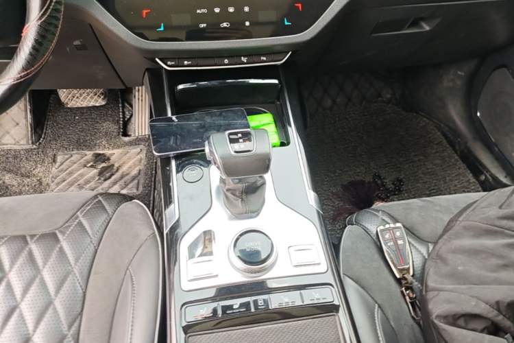 Used Hongqi HS5 2019 2.0T Smart Connect Flagship Edition Gear Lever