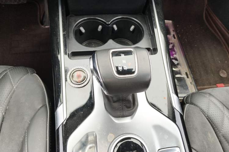 Used Hongqi HS5 2019 2.0T Smart Connect Flagship Edition Gear Lever