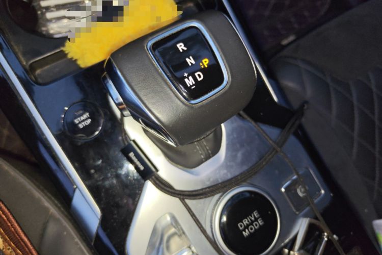 Used Hongqi HS5 2019 2.0T Smart Connect Flagship All-Wheel-Drive Version Gear Lever