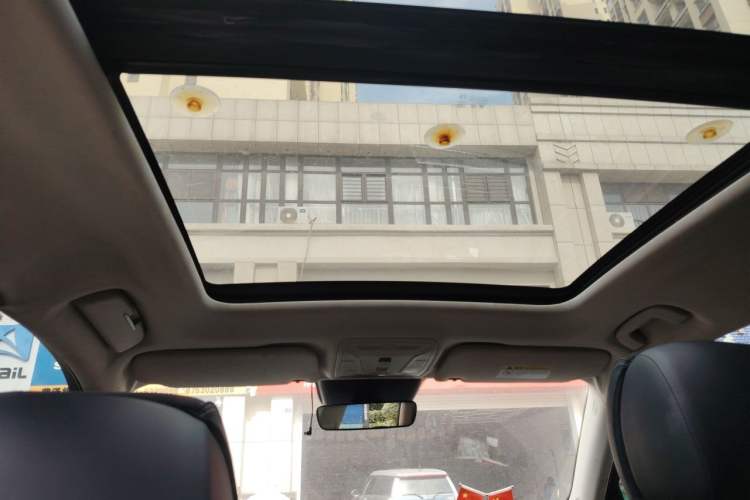 Used Hongqi HS5 2019 2.0T Smart Connect Flagship All-Wheel-Drive Version Headliner