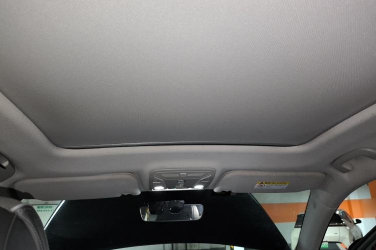 Used Hongqi HS5 2019 2.0T Smart Connect Flagship All-Wheel-Drive Version Headliner