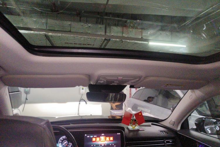 Used Hongqi HS5 2019 2.0T Smart Connect Flagship All-Wheel-Drive Version Headliner