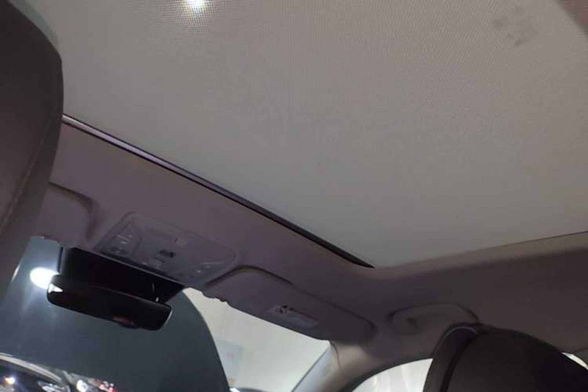 Used Hongqi HS5 2019 2.0T Smart Connect Flagship All-Wheel-Drive Version Headliner