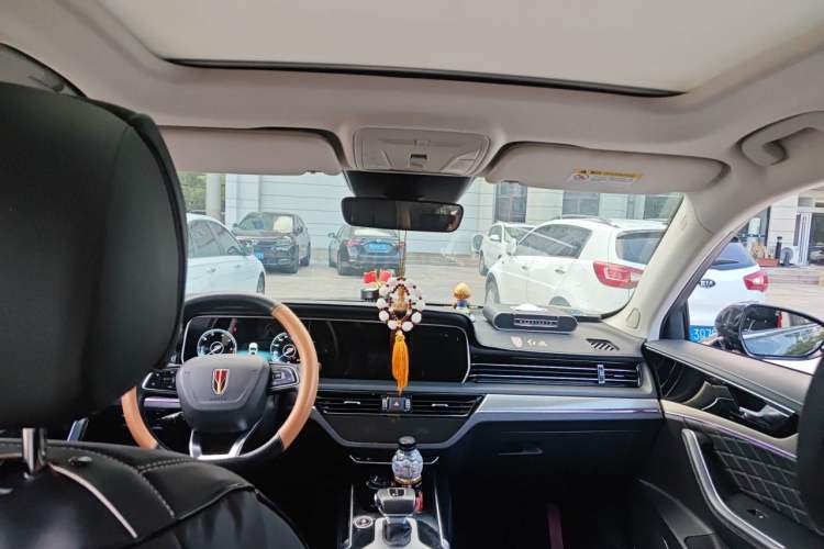 Used Hongqi HS5 2019 2.0T Smart Connect Flagship All-Wheel-Drive Version Headliner