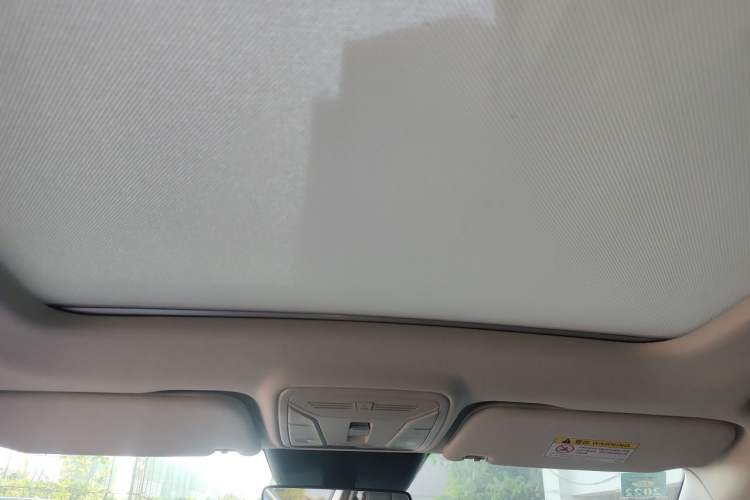 Used Hongqi HS5 2019 2.0T Smart Connect Flagship All-Wheel-Drive Version Headliner