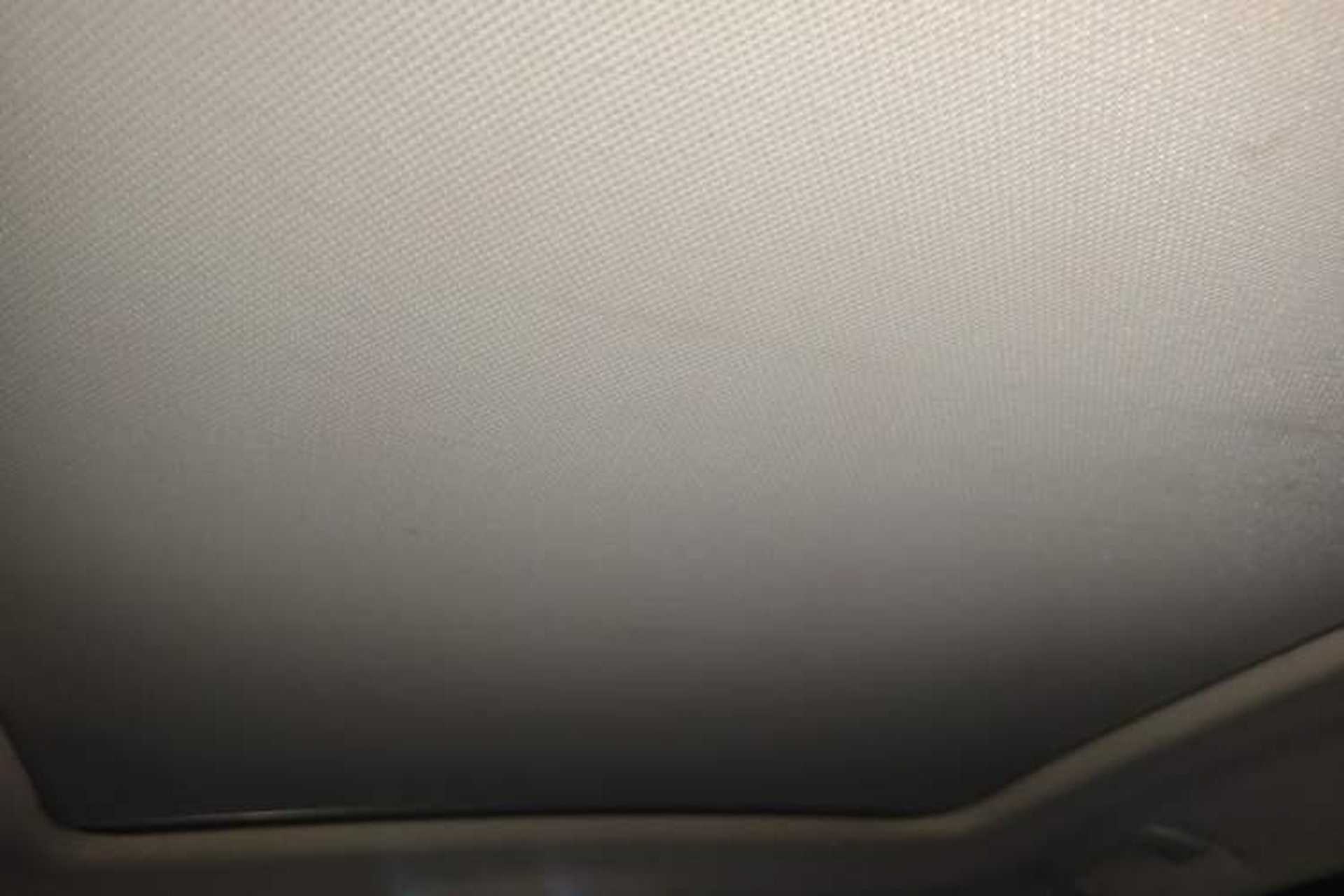 Used Hongqi HS5 2019 2.0T Smart Connect Flagship All-Wheel-Drive Version Headliner