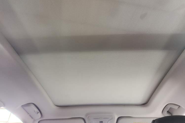 Used Hongqi HS5 2019 2.0T Smart Connect Flagship All-Wheel-Drive Version Headliner